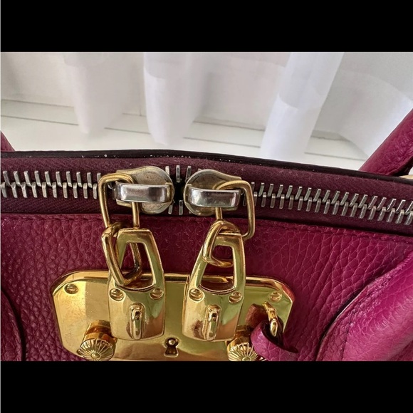 Limited Edition VBH Brera Handbag First Edition 127/300 in Fuscia Pink. - Picture 14 of 16